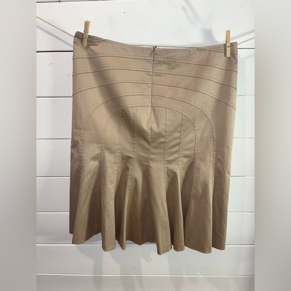 🤎ESCADA – 44 – Beige Flared Hem Skirt - Picture 6 of 8